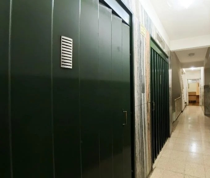 19- OFICINA PARANA 425 PISO 7 B